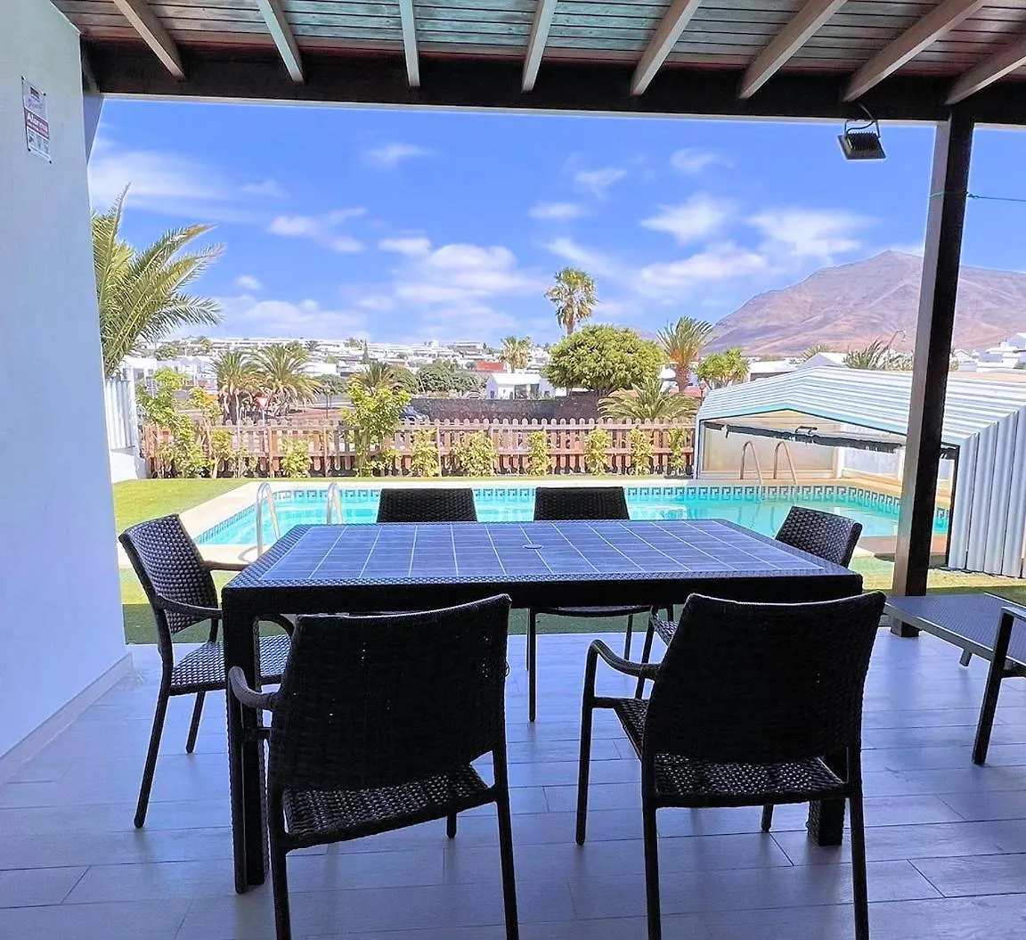 Villa Playa Blanca Holiday home